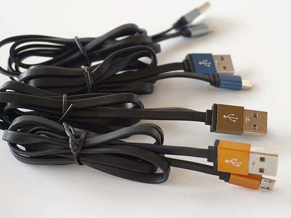 雄聚知識小課堂：PVC數據線與TPE材料數據線有什么區別？